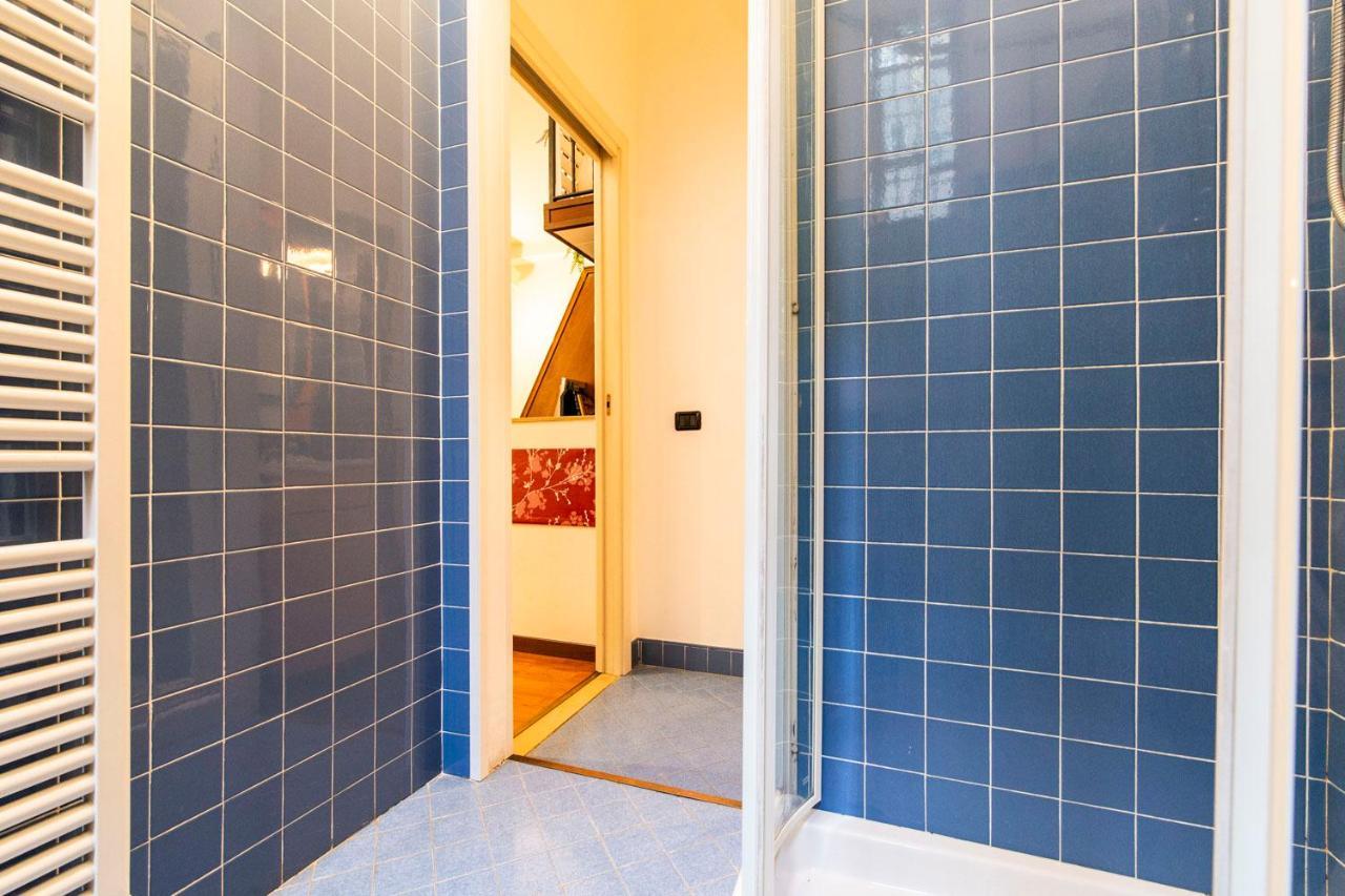 Extensive Terrace Navigli Toy Artistic Apartment Milan Extérieur photo